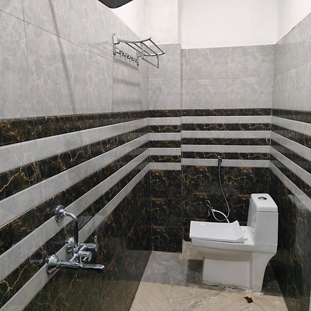Sky Inn Paying Guest House Varanasi Eksteriør bilde