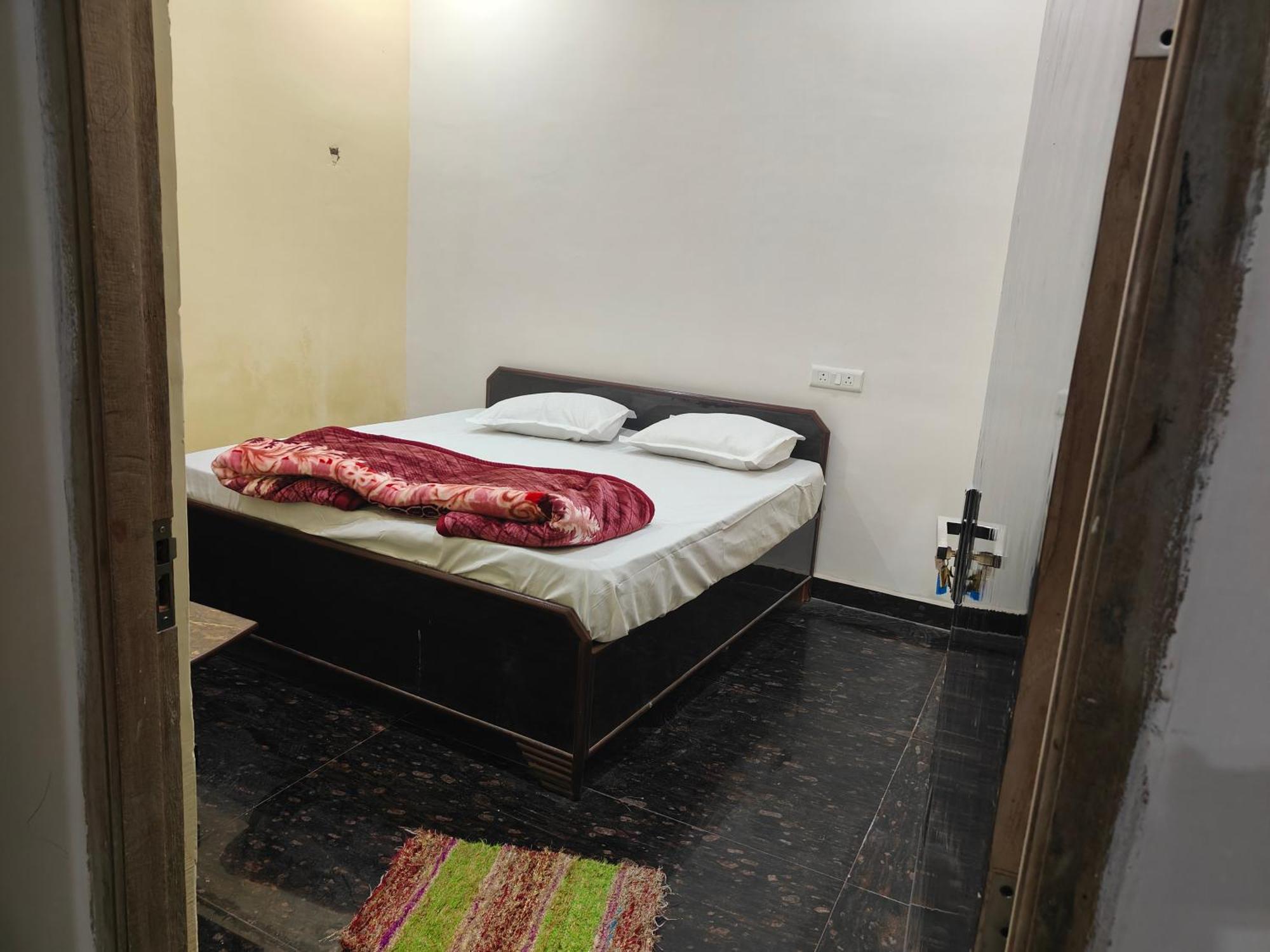 Sky Inn Paying Guest House Varanasi Eksteriør bilde